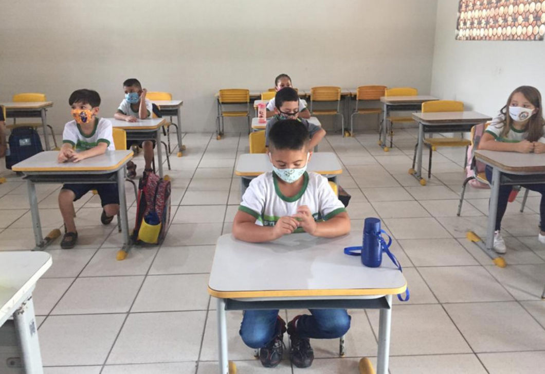 Localizada do interior do Ceará, o município de Cruz, com aproximadamente 25 mil habitantes, foi o primeiro da região a garantir a volta presencial dos estudantes da rede básica de ensino