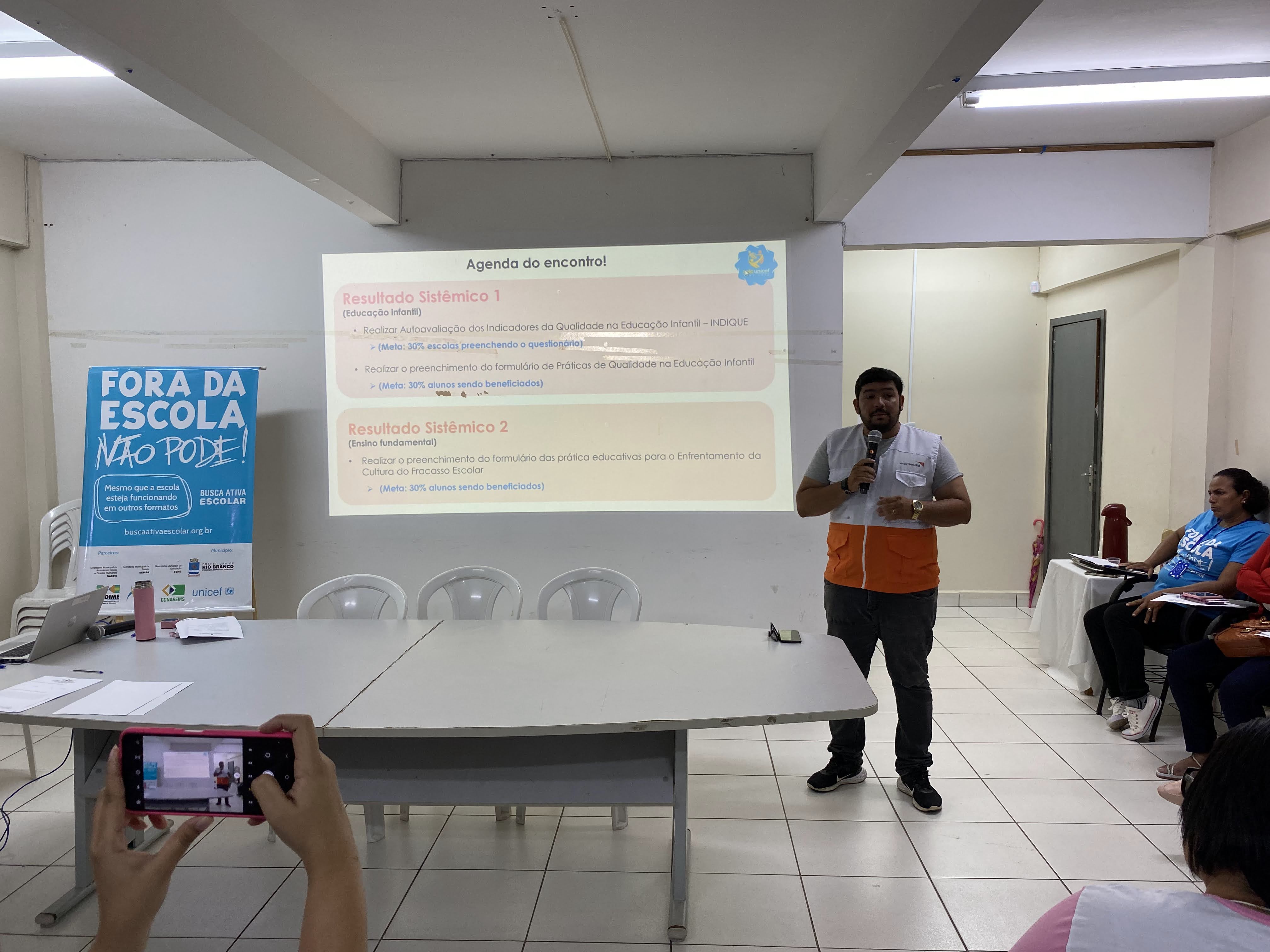 A atividade envolveu mais de 100 gestores e técnicos da prefeitura de Rio Branco durante dois dias  com o objetivo de fortalecer as ações da Busca Ativa Escolar