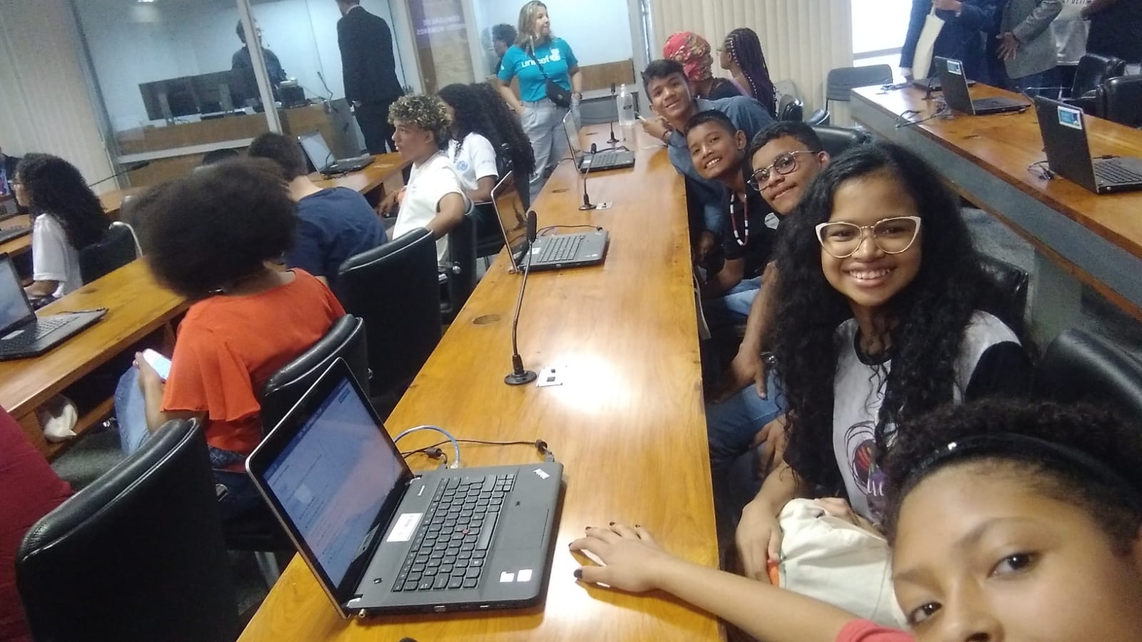 Adolescente do NUCA de Boca do Acre participa do Encontro Nacional "Reimaginando Futuros" em Brasília