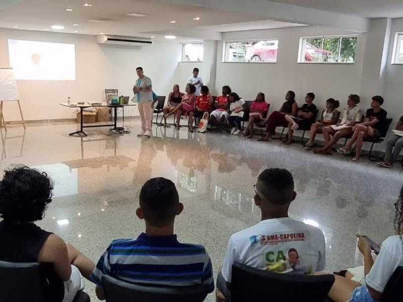 Adolescente do NUCA de Boca do Acre participa do Encontro Nacional "Reimaginando Futuros" em Brasília